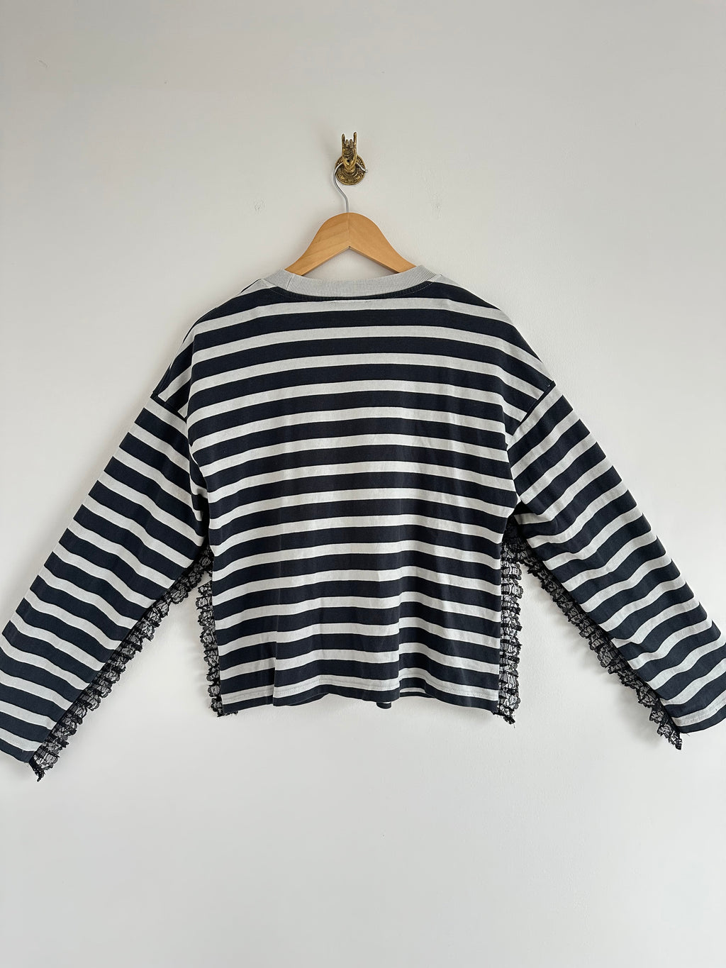 Franje longsleeve zwart grijs gestreept